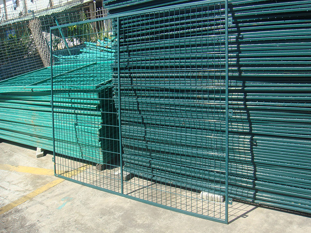 框架<a href=http://www.zhgdq.com target=_blank class=infotextkey>護欄網</a>