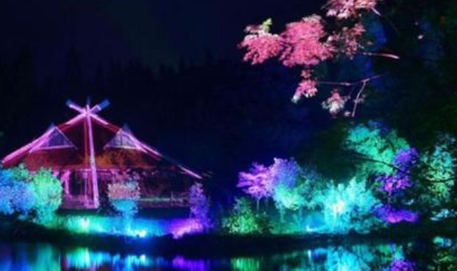 創(chuàng)新推出“VR+政務(wù)服務(wù)”、“VR+智慧安防”